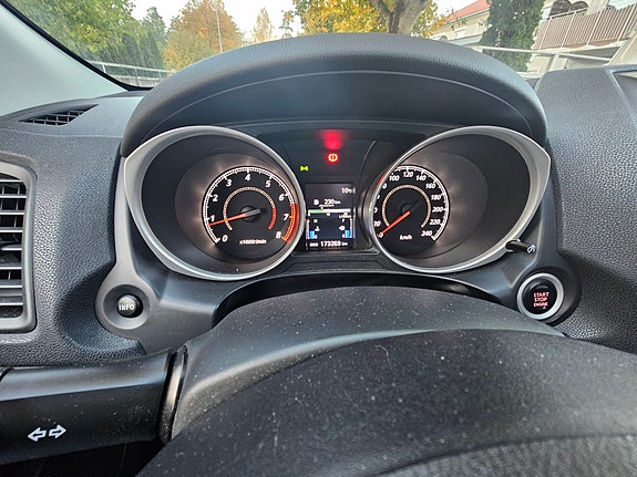 Mitsubishi ASX 4 of 14