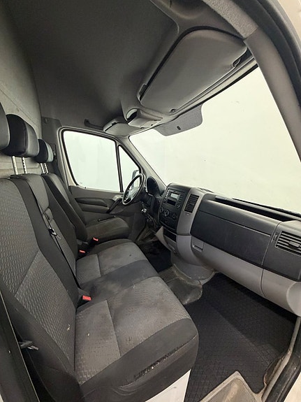 Volkswagen Crafter 35 12 of 12