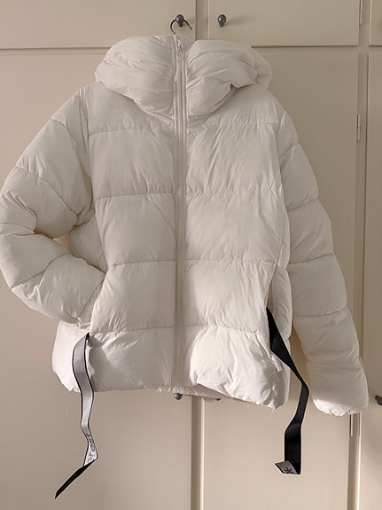 Product image 1 of 7