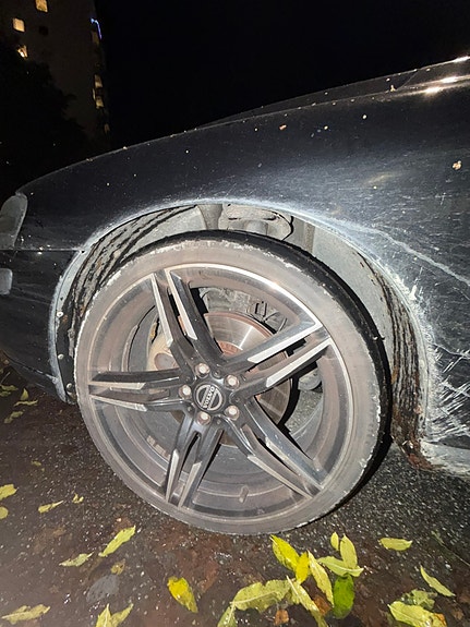 Volvo S60 2 of 5