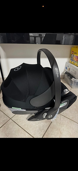 Product image 1 of 3
