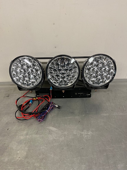 Product image 1 of 3
