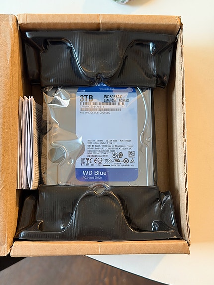 Product image 1 of 2