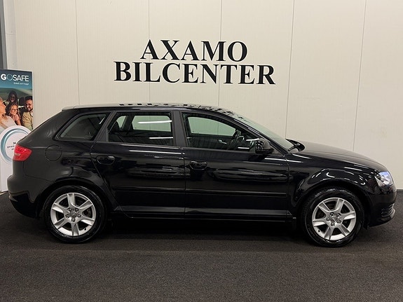 Audi A3 4 of 14