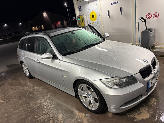 BMW 325Xi 22 of 22