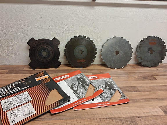 Product image 1 of 3