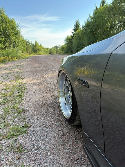 BMW 520d 3 of 5