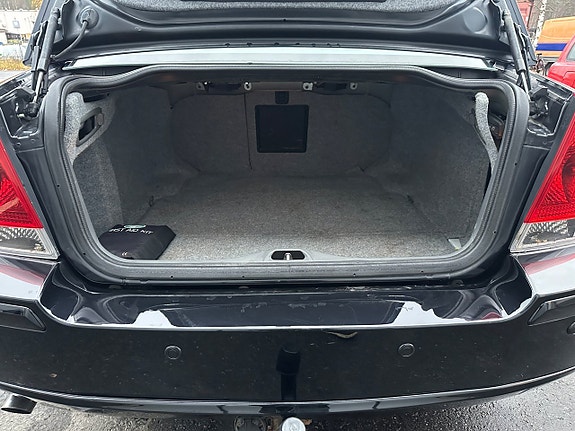Volvo S60 12 of 12