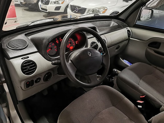 Renault Kangoo Express 7 of 11