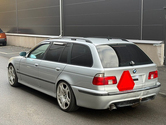 BMW 530d 4 of 11