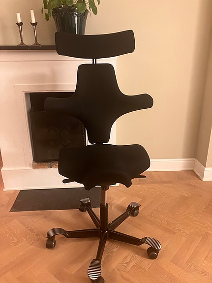 Product image 1 of 8