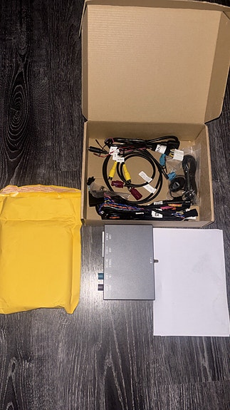 Product image 1 of 3