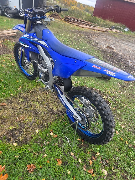 Yamaha YZF250 4 of 6