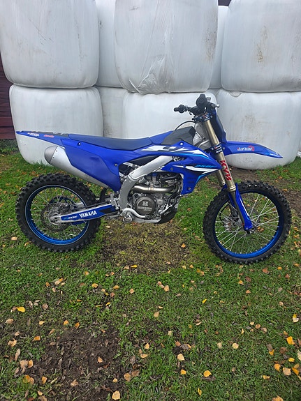 Yamaha YZF250 3 of 6