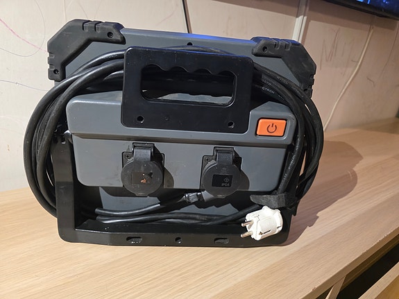 Product image 1 of 7