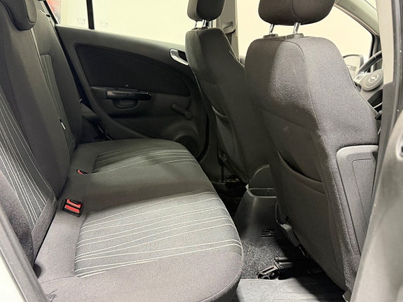 Opel Corsa 11 of 18