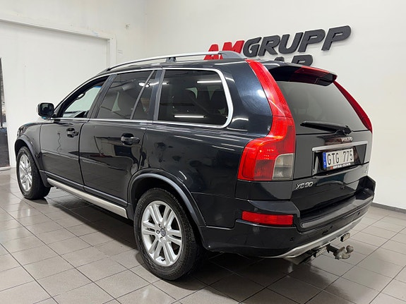 Volvo XC90 14 of 25