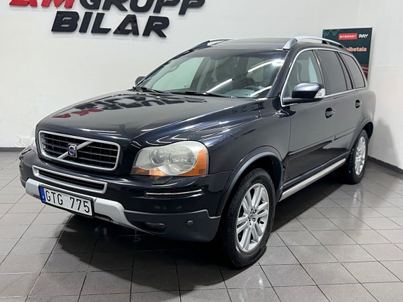 Volvo XC90 11 of 25