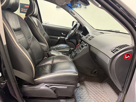 Volvo XC90 22 of 25