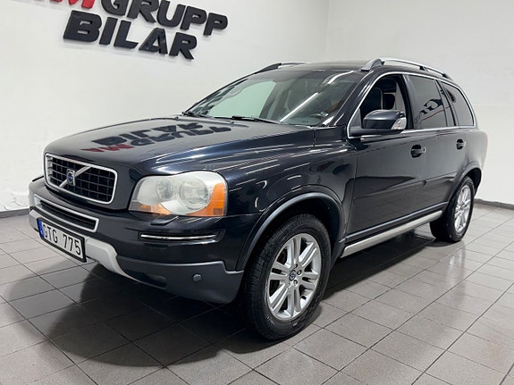 Volvo XC90 16 of 25