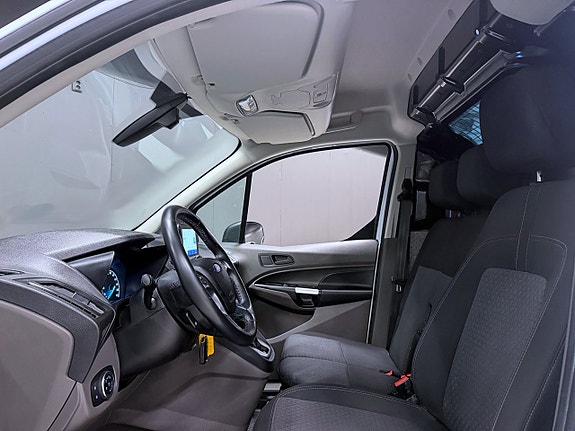 Ford Transit Connect 4 of 16