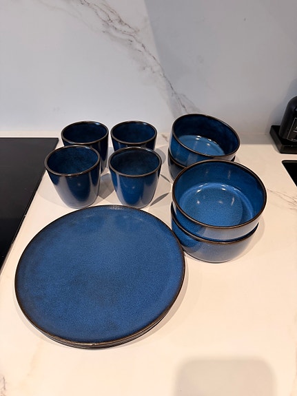 Product image 1 of 6