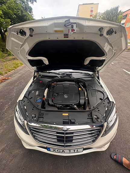 Mercedes-Benz S 400 h 13 of 16