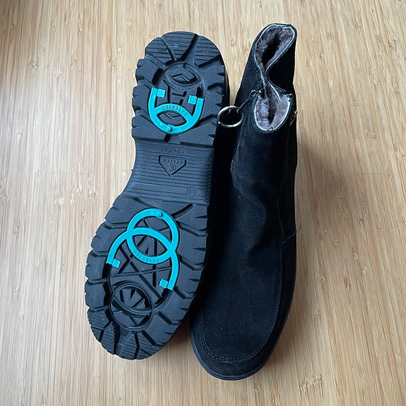 Product image 1 of 8