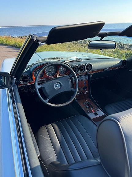 Mercedes-Benz 420 SL 7 of 10