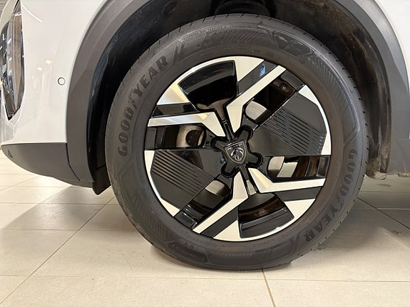 Peugeot 2008 23 of 25