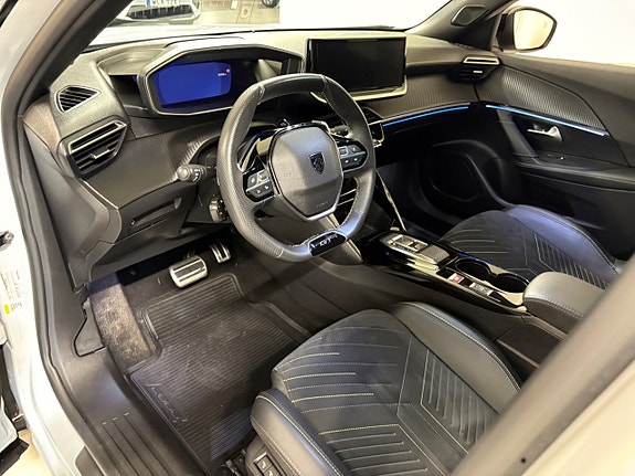 Peugeot 2008 6 of 25