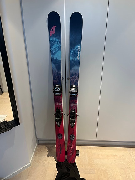 Product image 1 of 9