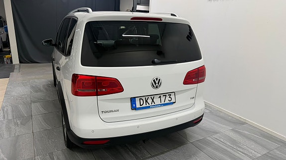 Volkswagen CrossTouran 7 of 18