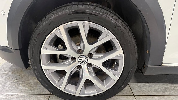Volkswagen CrossTouran 16 of 18