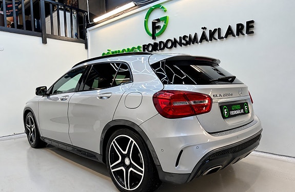 Mercedes-Benz GLA 220 d 7 of 8