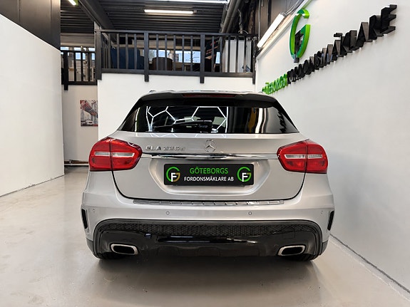 Mercedes-Benz GLA 220 d 8 of 8