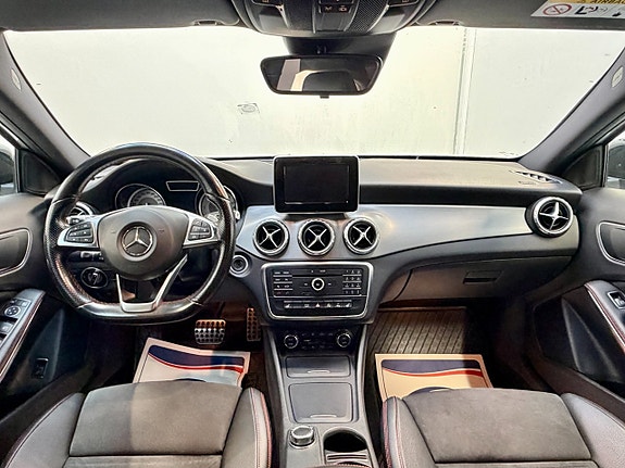 Mercedes-Benz GLA 220 d 6 of 8
