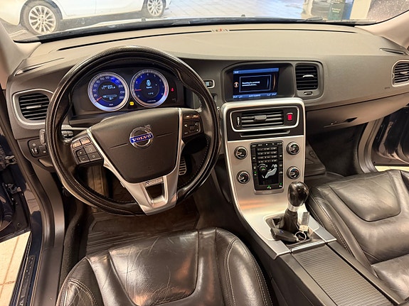 Volvo S60 10 of 13
