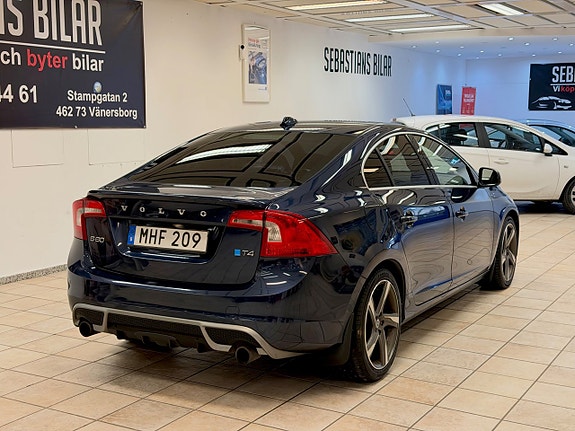 Volvo S60 3 of 13