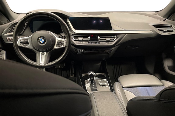 BMW 218i 10 of 13
