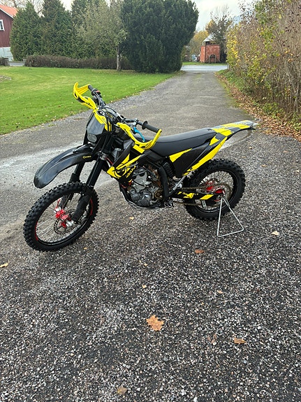 GasGas GASGAS 250 4T 2 of 3