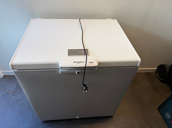 Product image 1 of 3