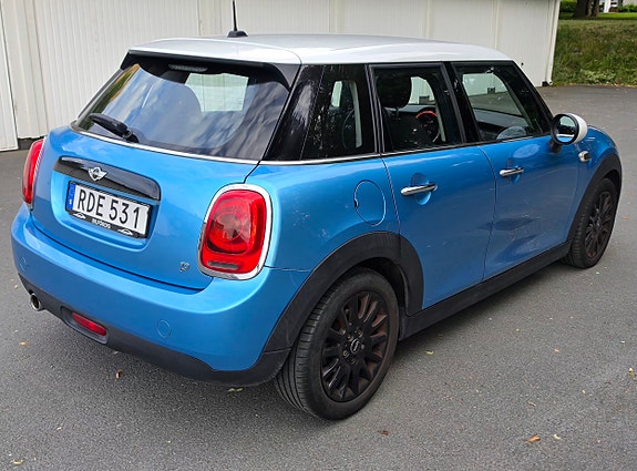 MINI Cooper D 9 of 12