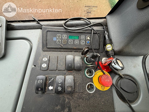 John-deere 1270G 6wd Skördare 14 of 27