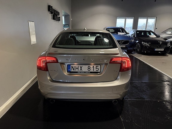 Volvo S60 9 of 30