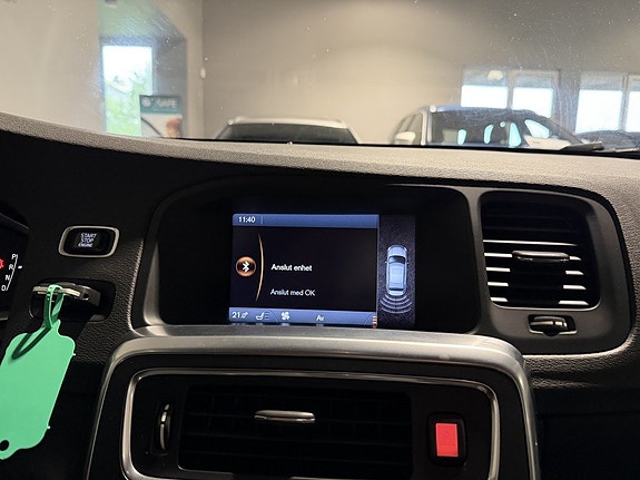 Volvo S60 18 of 30