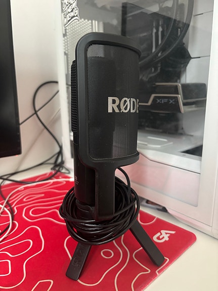 Product image 1 of 2