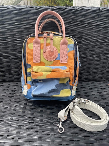 Product image 1 of 10