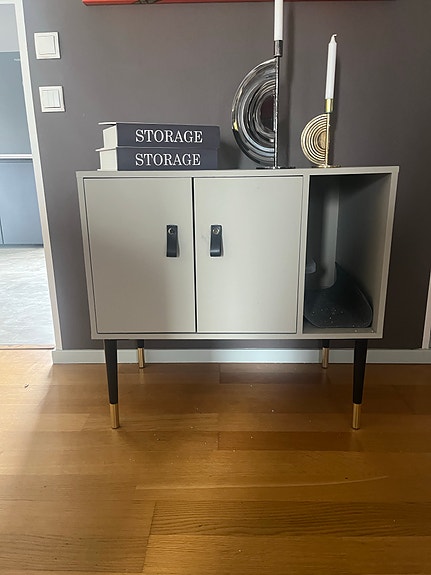 Product image 1 of 2