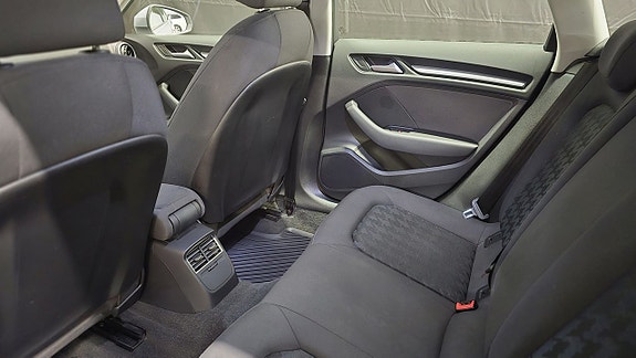 Audi A3 12 of 27